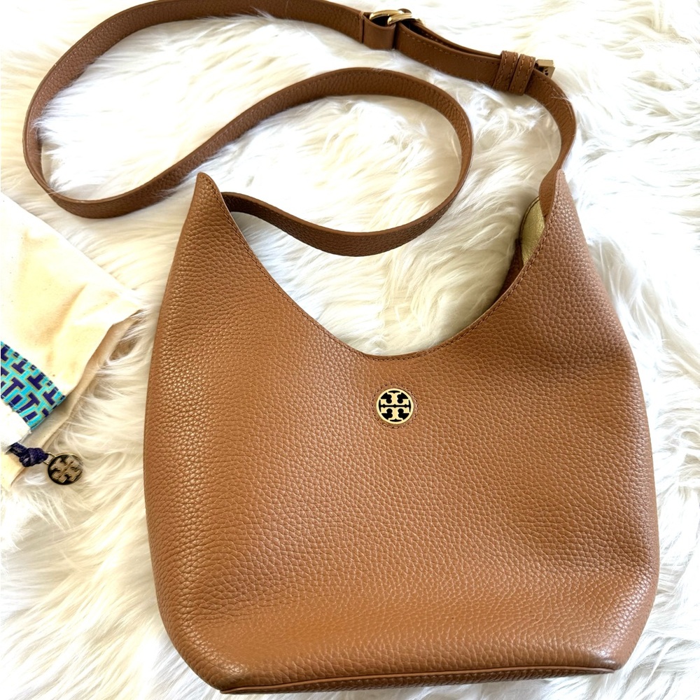 Tory Burch Crossbody Bucket Bag